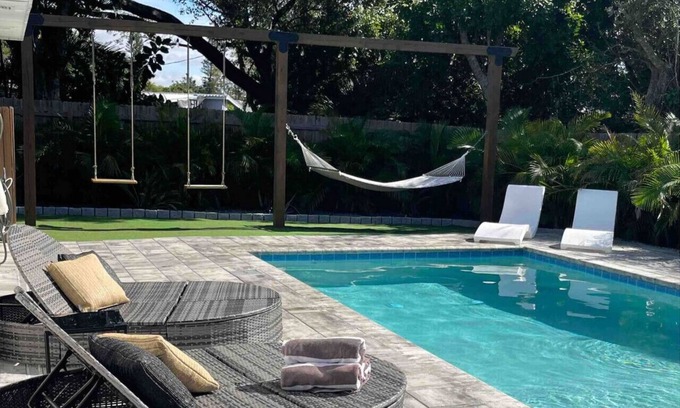 Arlington Park House | The Wisteria Oasis With heated pool and hot tub