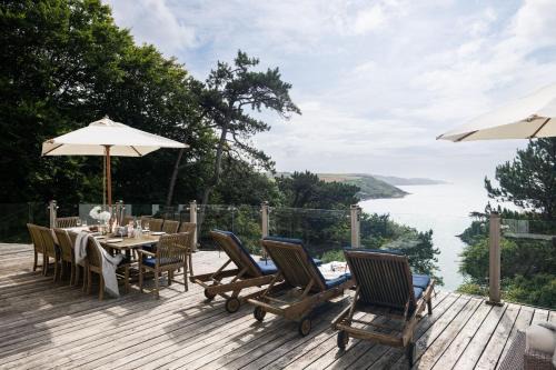 Salcombe House | The Wood