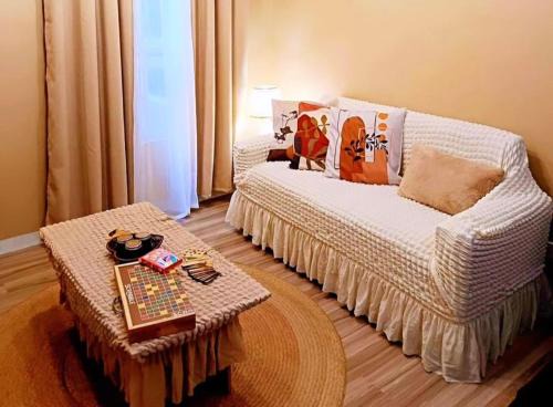 Tondo Apartment | The Wooden Crib