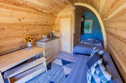 Five Oak Green Hotel | The Woolpack Glamping