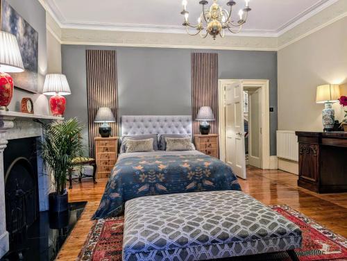Holt Apartment | The Writer's Retreat Ground Floor Apartment