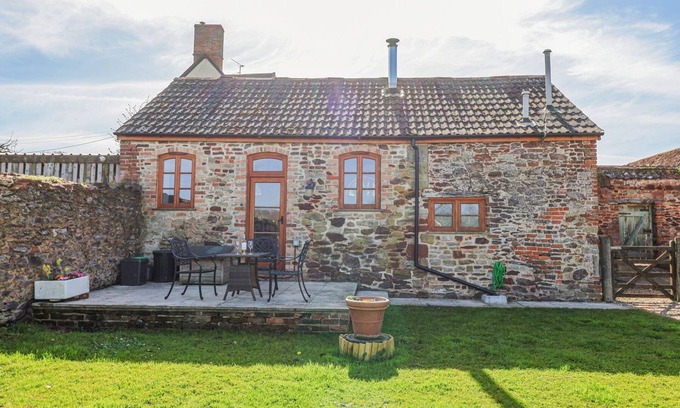 Kingston St Mary Cottage | THE YARDE ANNEXE, pet friendly, character holiday cottage in Taunton
