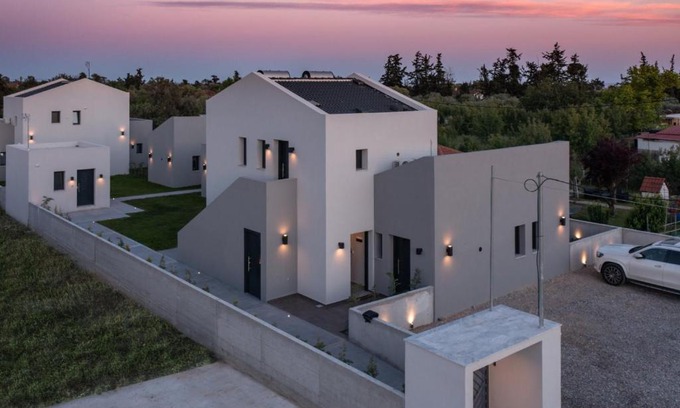 Nea Iraklia Apartment | TheaSea Luxury Suites - Kallikrateia Halkidiki