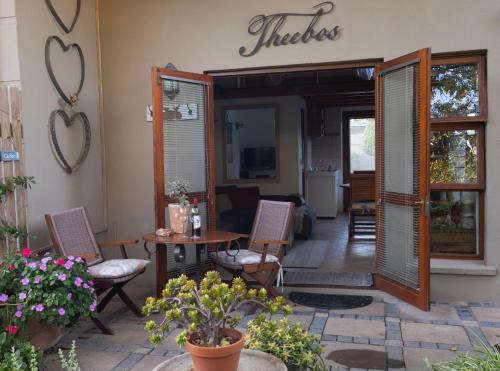 Somerset West Apartment | Theebos