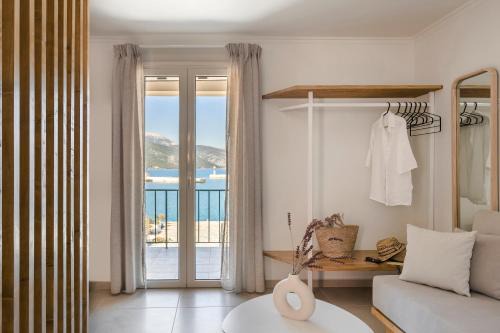 Sami House | Theseus Seafront House