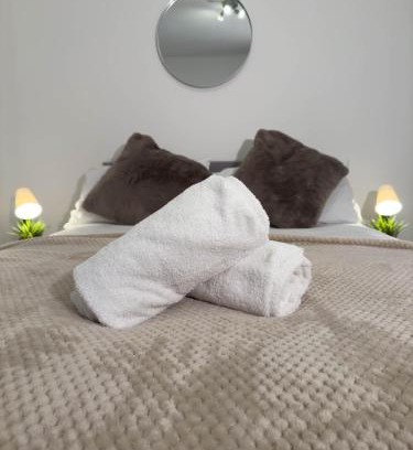Cathays Apartment | Thesiger Court Apartments - Free Private Parking - by Property Promise