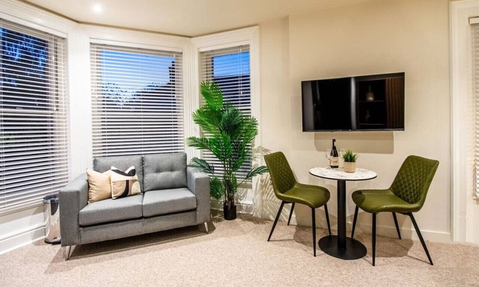 Thetford House | Thetford Hive Aparthotel