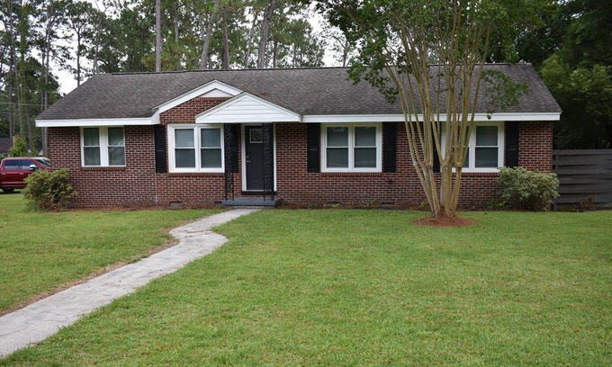 Waycross House | This a one bedroom and one bath house for rent!