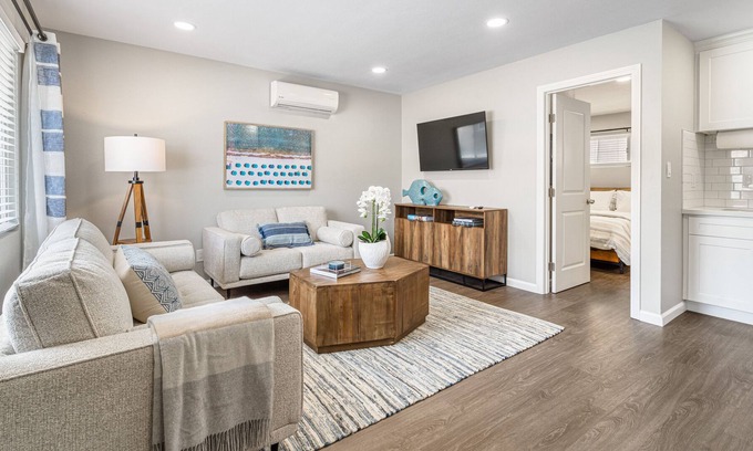Port Hueneme Apartment | This apartment is a 1 bedroom(s), 1 bathrooms, located in Port Hueneme, CA.