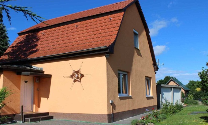 Dallgow-Doeberitz House | This family-friendly vacation rental in Falkensee near Berlin