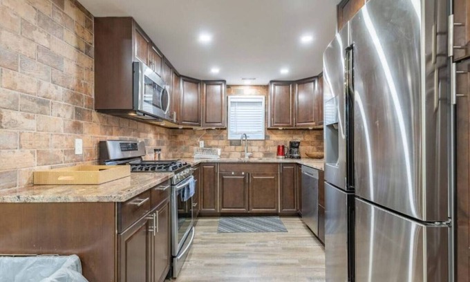 Quinte West House | This house is a 4 bedroom(s), 3 bathrooms, located in Quinte West, ON.