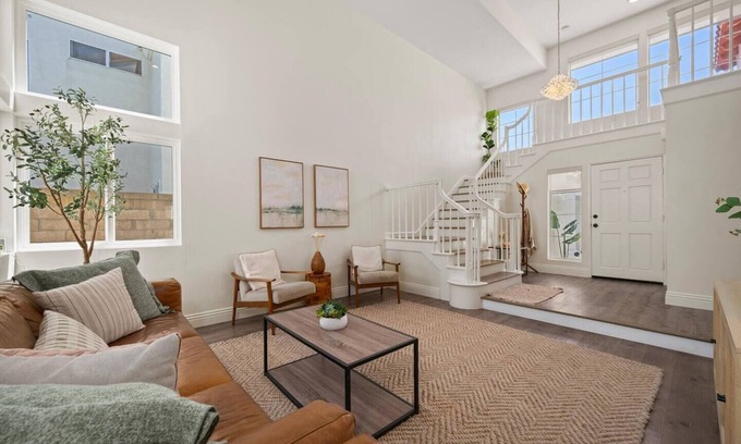 Mission Viejo House | This house is a 4 bedroom(s), 3 bathrooms, located in Mission Viejo, CA.