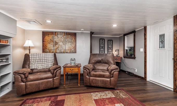 Lafayette County House | This house is a cozy escape in the rural neighborhood of Leadmine Wisconsin.