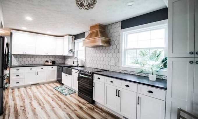 Lebanon House | This is your place!