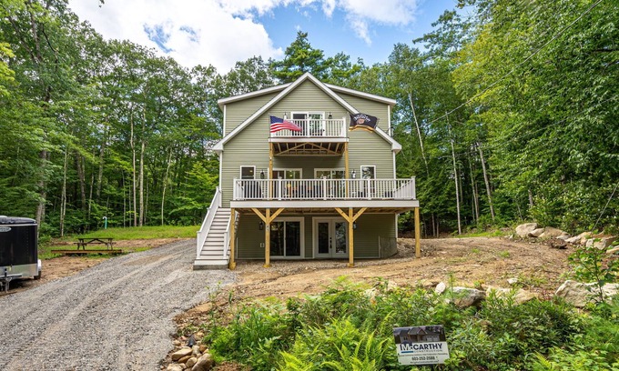 Moultonborough House | This New Home Is Directly Across From The Beach