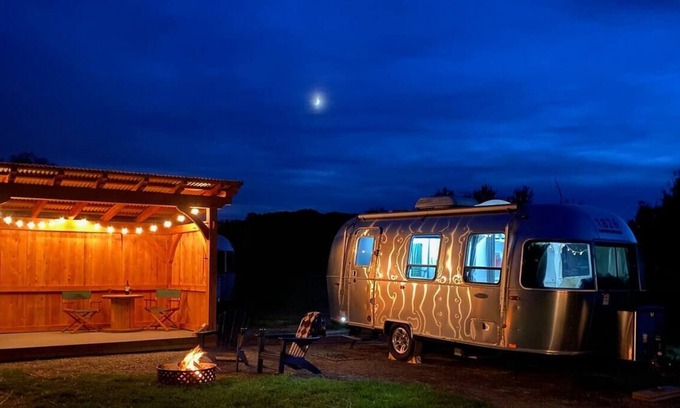 Hector House | This rv is a 1 bedroom(s), 1 bathrooms, located in Hector, NY.