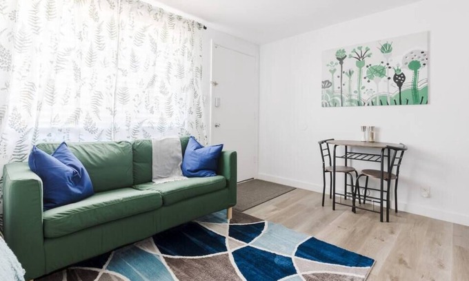 Riverside Apartment | This studio is a 1 bedroom(s), 1 bathrooms, located in Tempe, AZ.