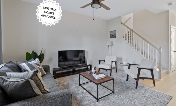 Lakewood House | This townhouse is a 3 bedroom(s), 2.5 bathrooms, located in Nashville, TN.