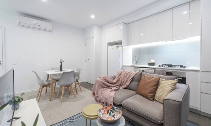 Footscray Apartment | This unique place has a style all its own