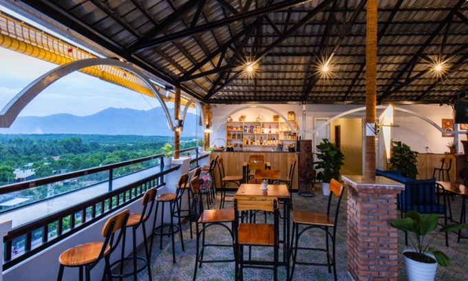 Cam Lam Hotel | THOI BINH HOTEL