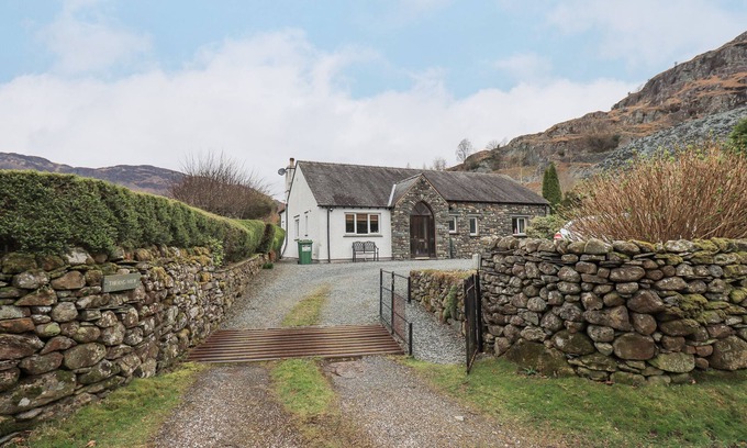 Chapel Stile Cottage | Thrang View