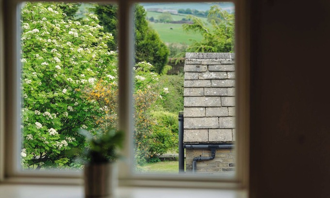 Grange Moor Hotel | Three Acres Inn & Restaurant