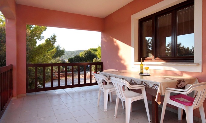 Zavalatica Apartment | Three bedroom apartment with terrace and sea view Zavalatica, Korčula (A-4458-a)