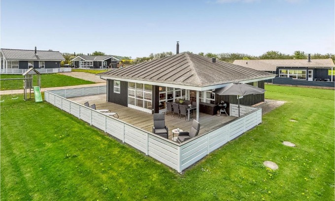 Nordborg House | Three-Bedroom Holiday Home Nordborg With A Room Hot Tub 01