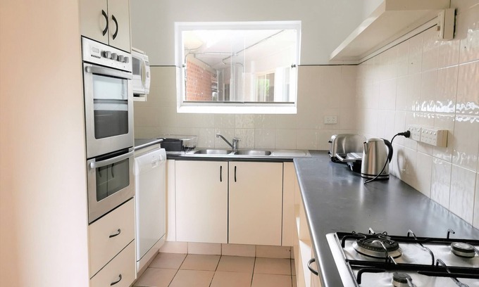 Mitchell House | Three-Bedroom house with two Bathrooms