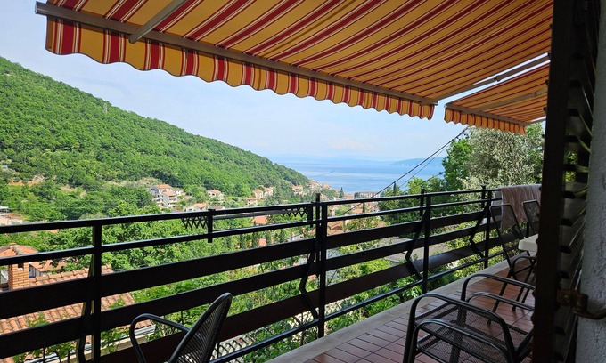 Sucici Apartment | Three bedroom apartment with terrace and sea view Mošćenička Draga, Opatija (A-7746-a)