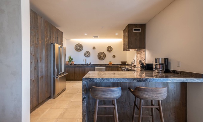 Marina Condo | Three Bedroom plus Den Oceanview Home