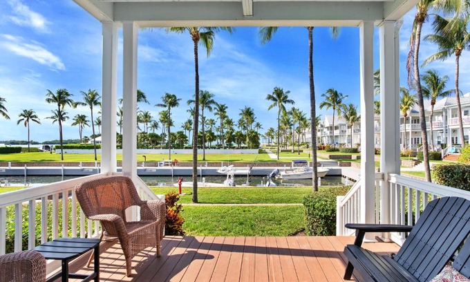 Indigo Reef Marina Homes House | Three-Bedroom Townhouse