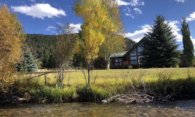 Philipsburg House | Three bedroom, two bath on the Middle Fork of Rock Creek