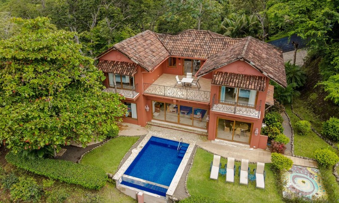 Islita Villa | Three Bedroom Villa - Bouganvilla
