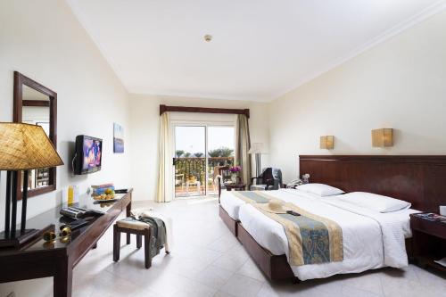 Al Ahyaa Resort | Three Corners Sunny Beach Resort
