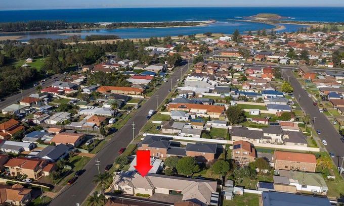 Lake Illawarra Villa | Three Jewels of the Sea