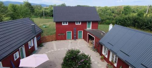 Plaski Apartment | Three Little Birds Suite