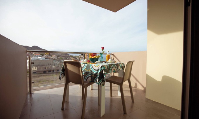 Mindelo Apartment | Three steps from the ocean
