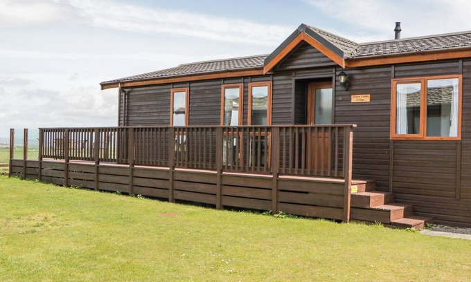 Saint John Cottage | THREE VIEWS LODGE, family friendly, with pool in Whitsand Bay