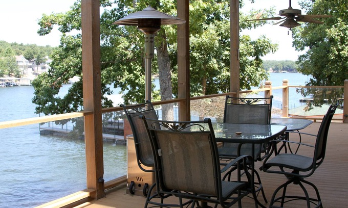 Gravois Mills House | Thunder Cove 8MM - Close to Everything