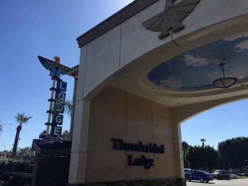 Eastside Hotel | Thunderbird Lodge