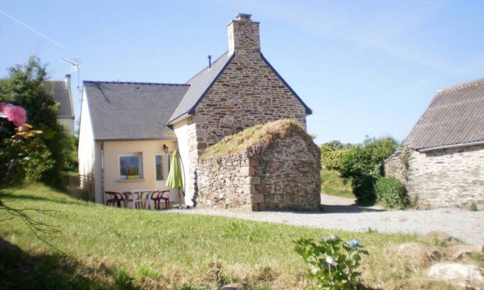 Plomodiern House | Ti forn - PLOMODIERN