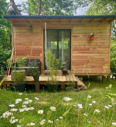 Montignac Other | Ti'Nid, cabane chaleureuse plongée dans la nature