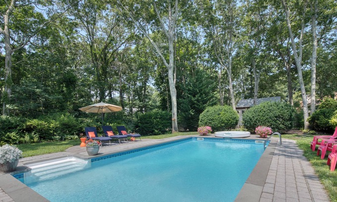 Hampton Bays Cottage | Tiana Bay Guest House
