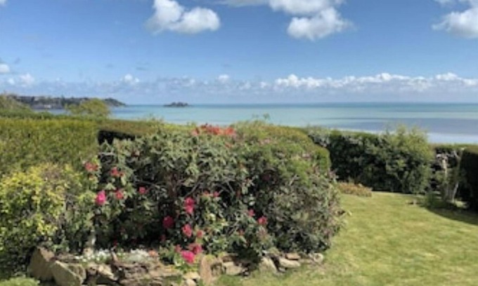 Saint-Meloir-des-Ondes House | Tiazemae - 8 pers.