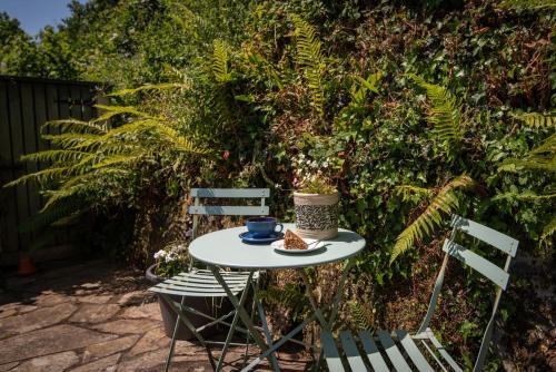 Kingsbridge House | Tickell Cottage