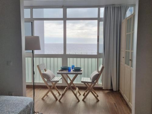 Tacoronte Apartment | Tide's Embrace & Natural Pool