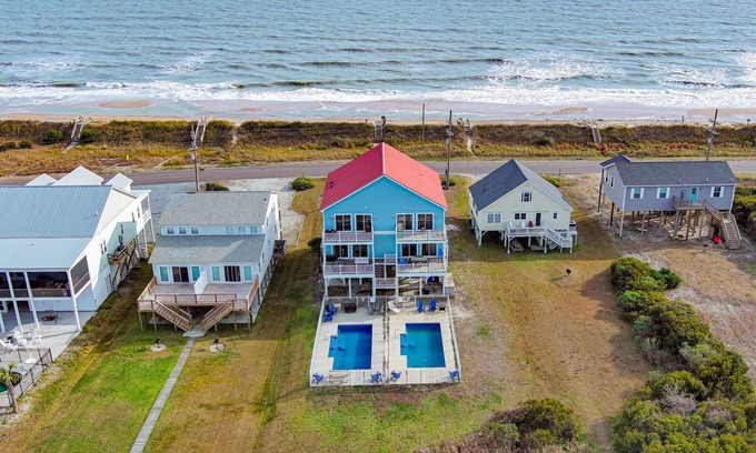 Sneads Ferry House | Tides and Sunshine - Ocean Views w/Private Pools!