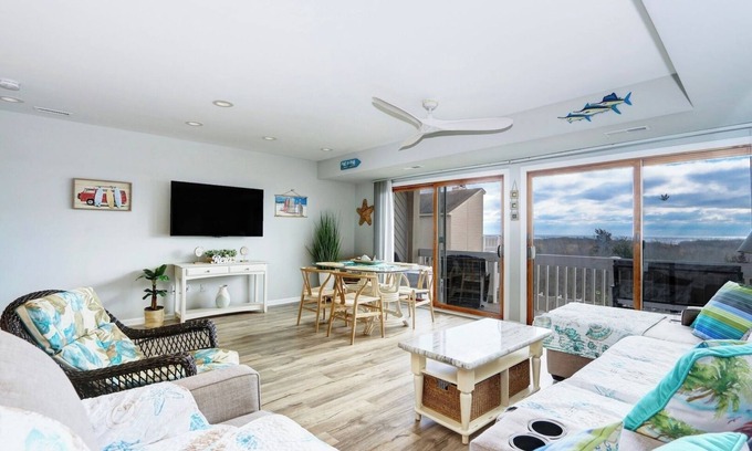 Southend Apartment | TideWatch-Relax in Brigantine w/Views,Beach and Pool