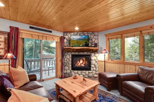 South Snyderville Basin Apartment | Timber Wolf Lodge 10D condo